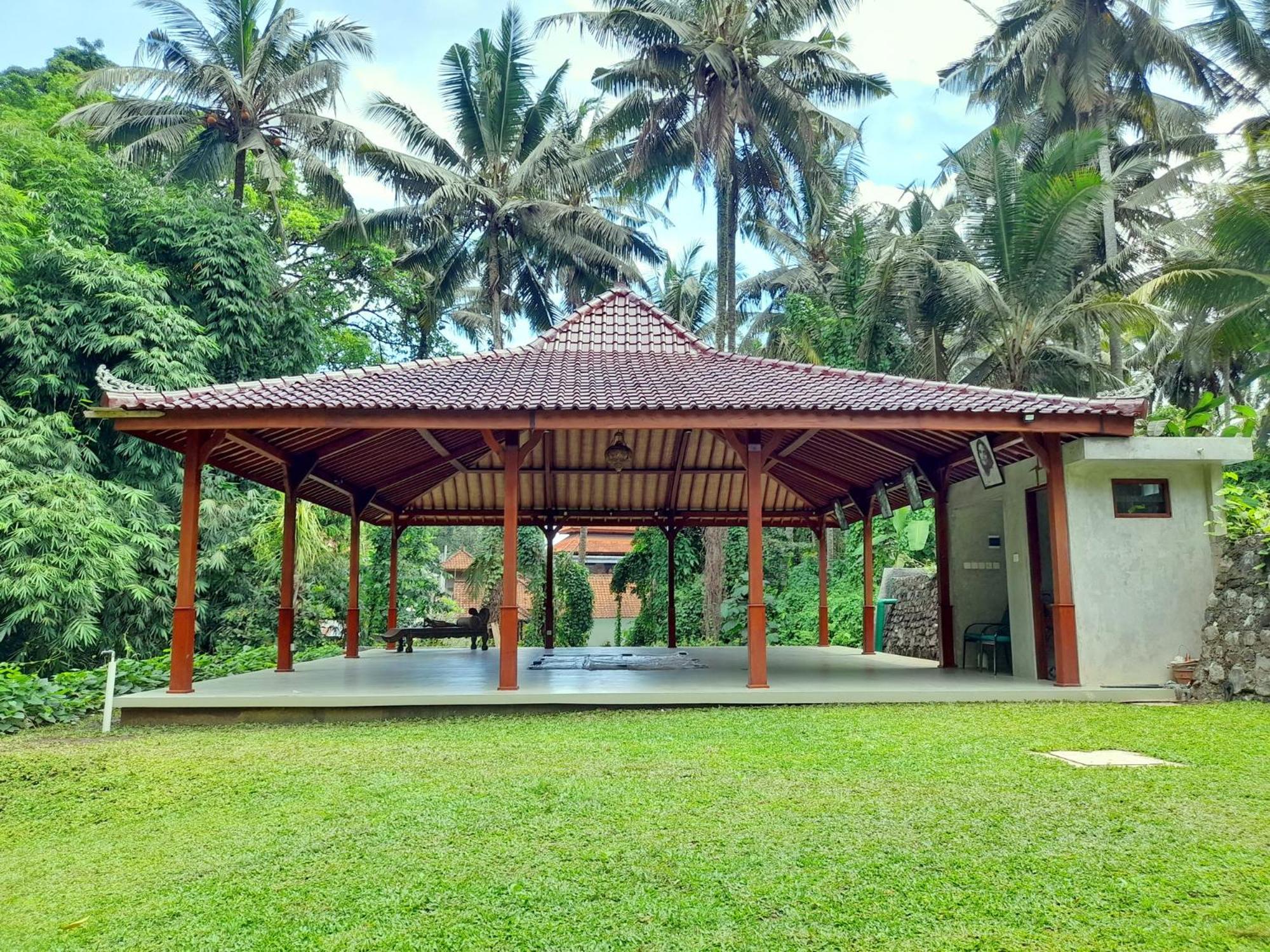 As I Am Ubud Retreat Екстер'єр фото